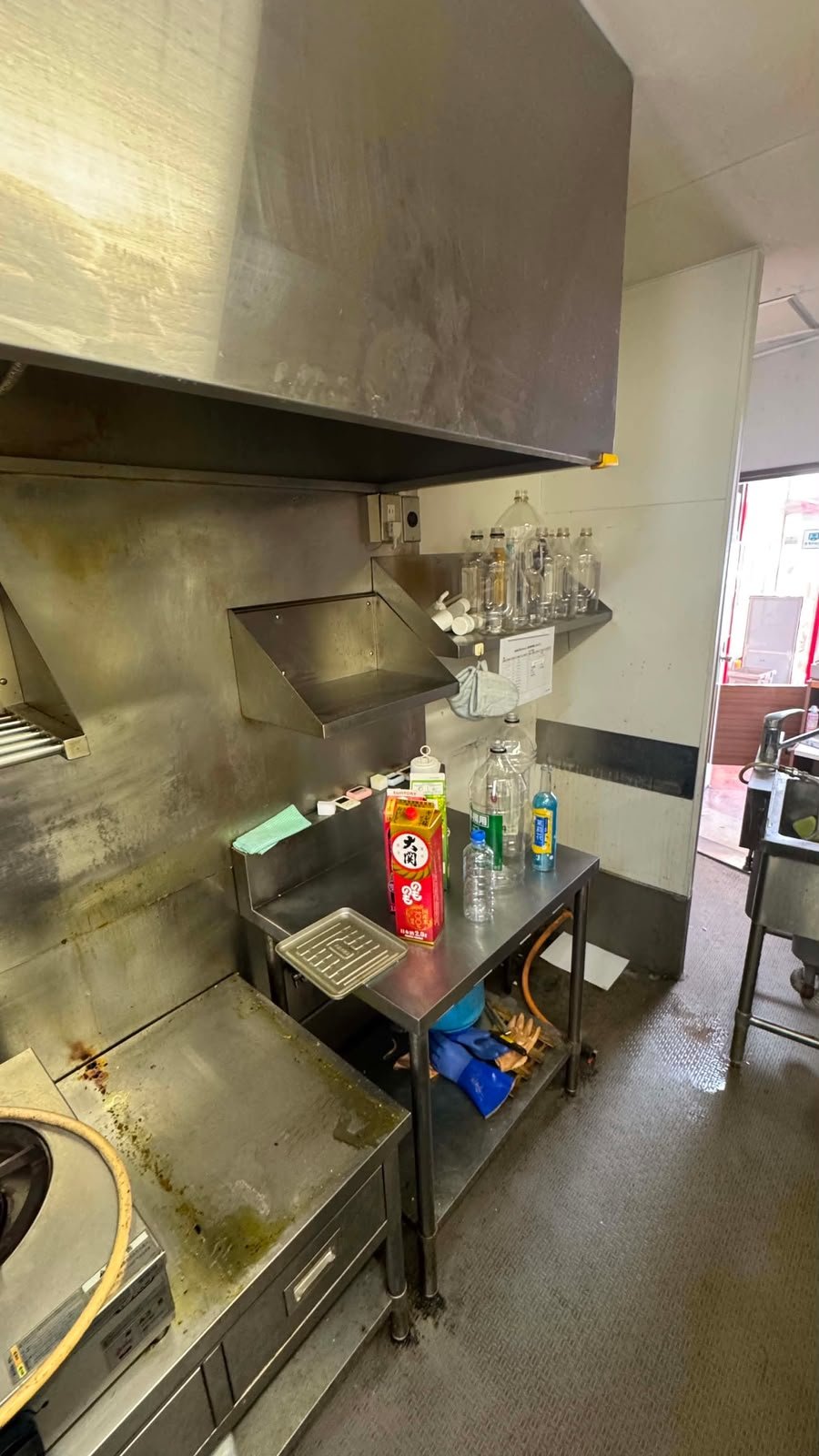 墨田区の飲食店でステンレス作業台を出張買取|厨房機器まとめ査定